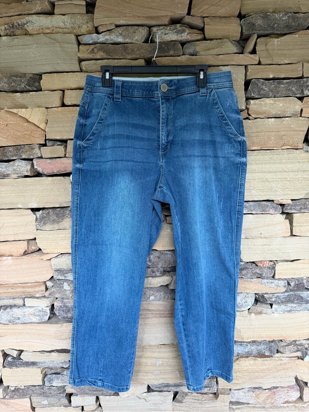 Democracy Women's Midwash Blue Cropped Jeans